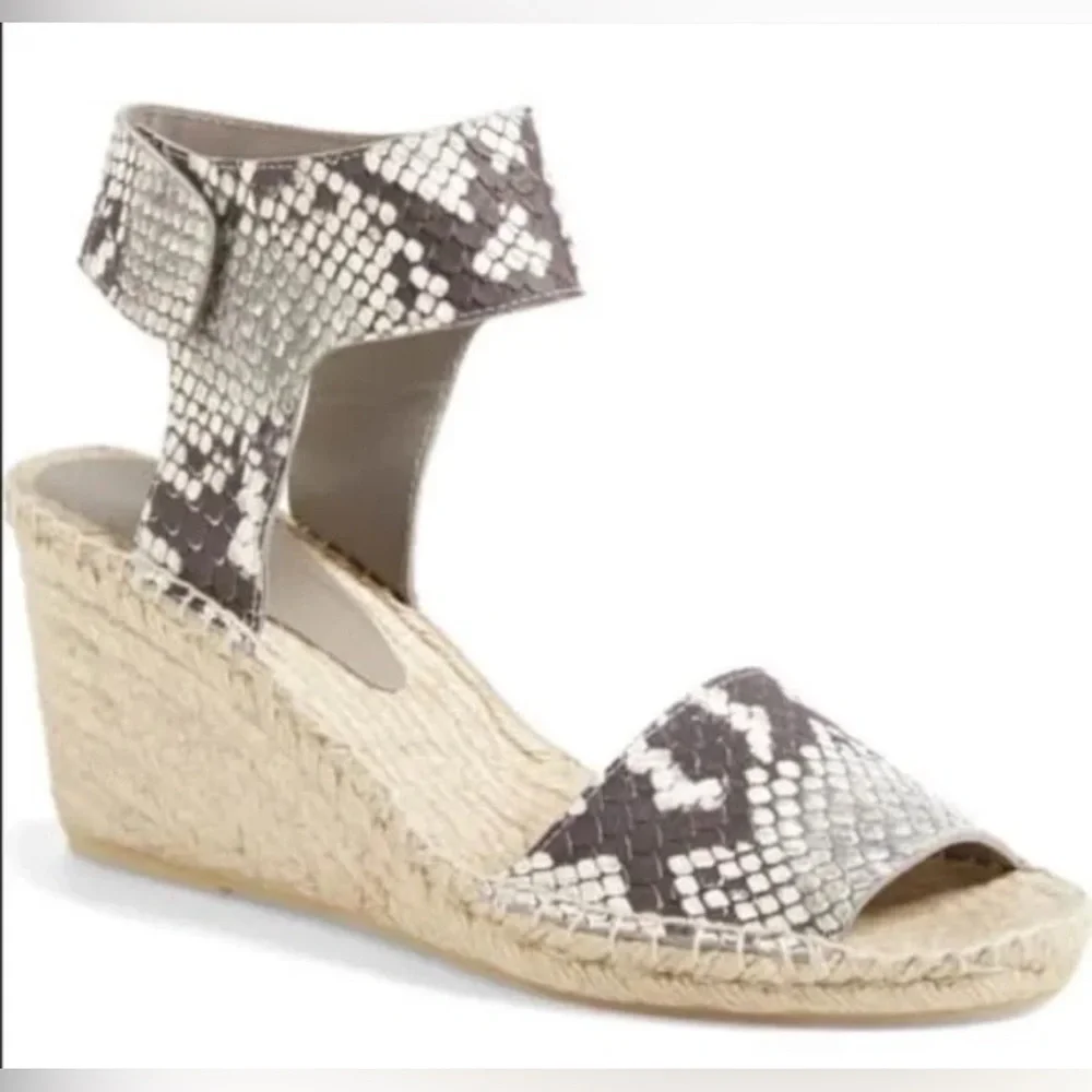 Vince Leather Snake Espadrilles in Black and Cream